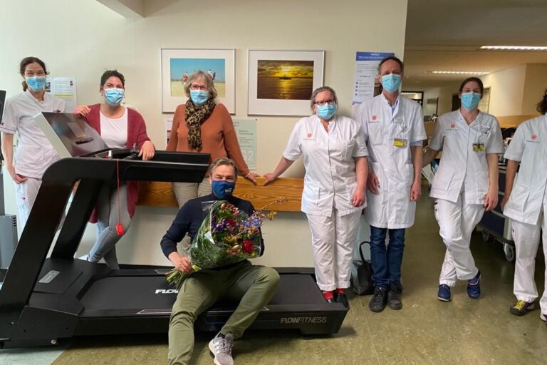 Patrick van der Schaaf doneert met hulp van vrienden en collega's een loopband voor het Amsterdam UMC