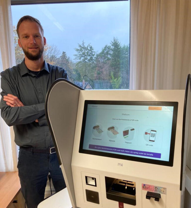 Een jaar na de introductie van aanmeldkiosken bij het Gelre Ziekenhuis.